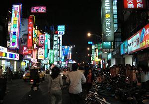 台湾の街夜a.JPG